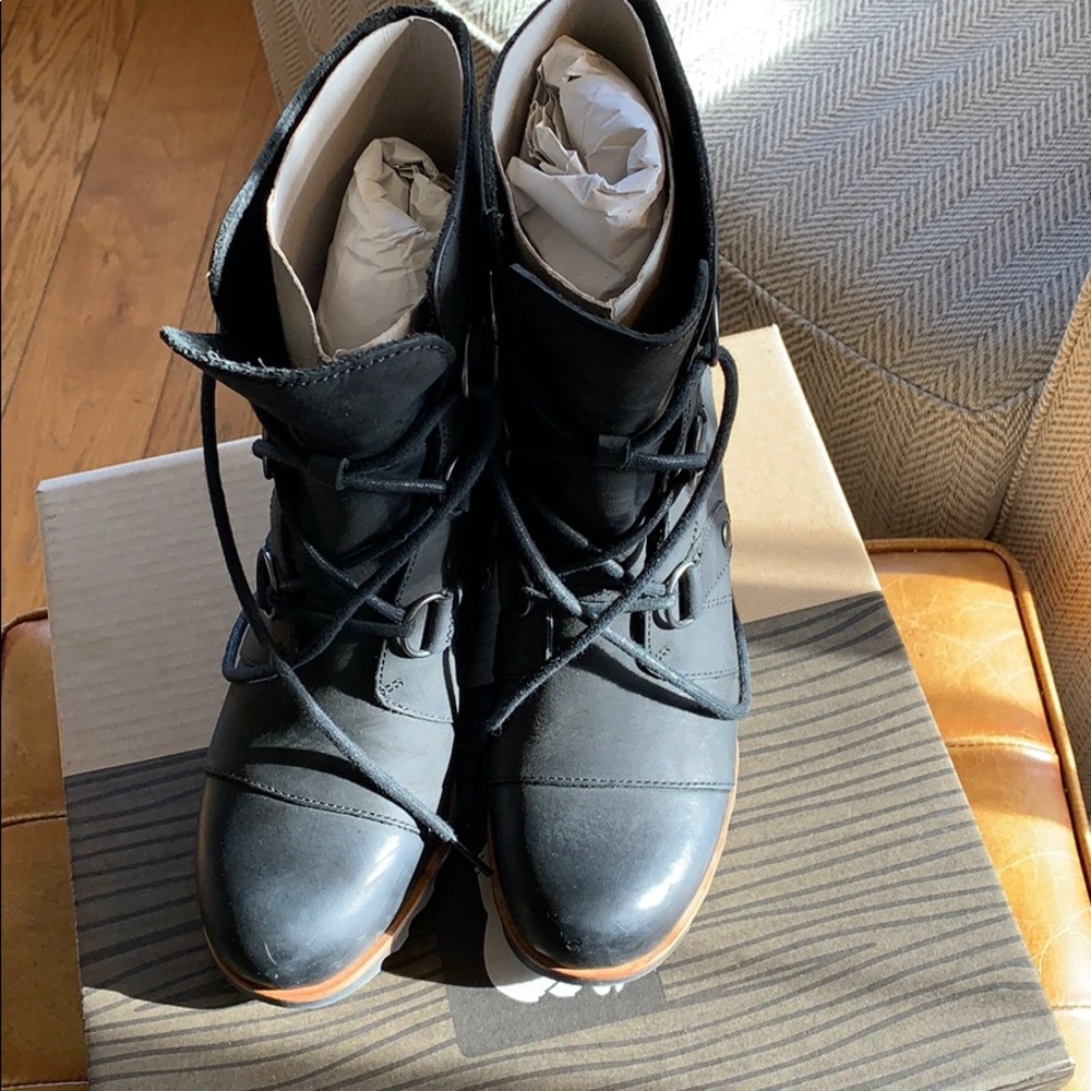 Sorel Joan of Arctic Wedge Mid Boot